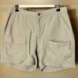 The Northface Shorts Size Medium